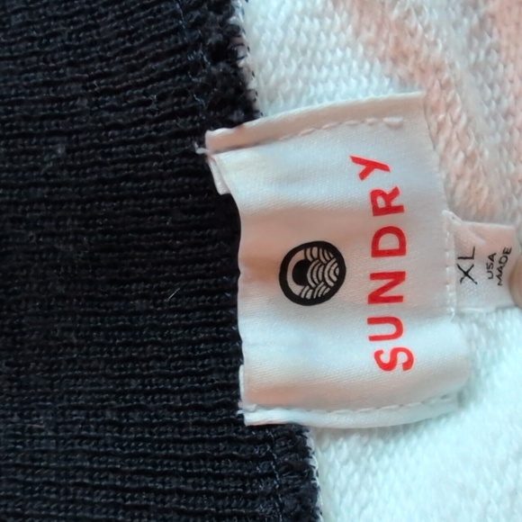 Women's Apres Beach Crew  Sweatshirt Sz. XL EUC - Picture 5 of 5